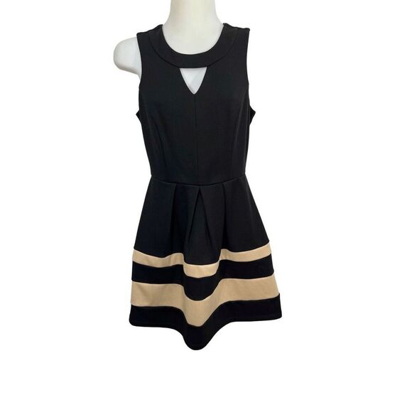 Sleeveless Cocktail Dress Fit & Flare Black Tan Stripes Size 3 Keyhole Neckline - Picture 1 of 9